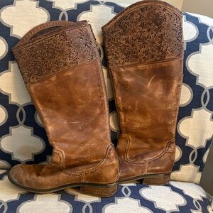 Elegant Brown Leather Winter Boots